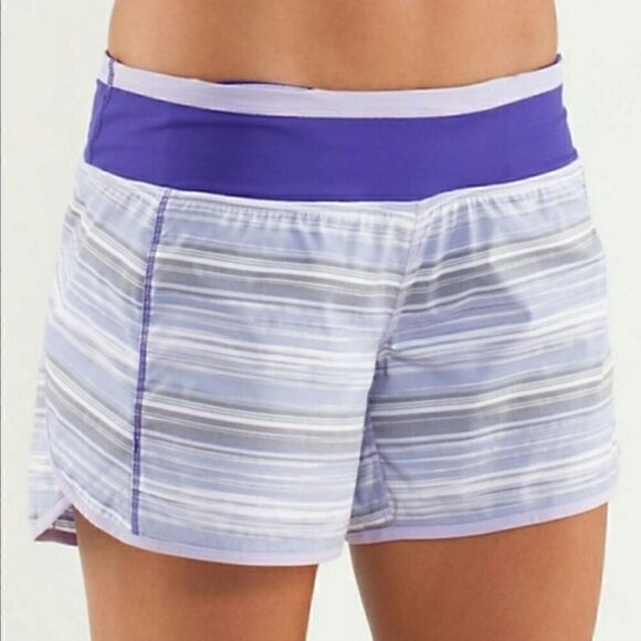LULULEMON Turbo Purple Bruised Berry Stripe Pattern Side Pockets Run Shorts - Picture 1 of 4